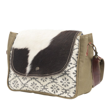 Clea Ray - Flower Pattern Recycled Rug With Cowhide Crossbody / Shoulder Bag